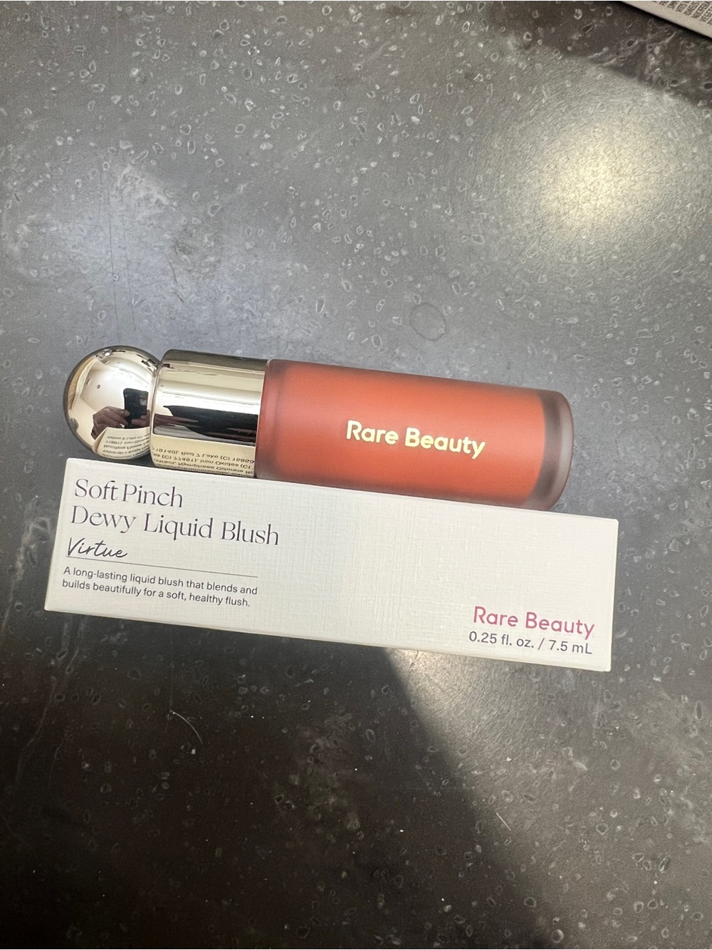 Rare Beauty Soft Pinch Dewy Liquid Blush - Peach Coral